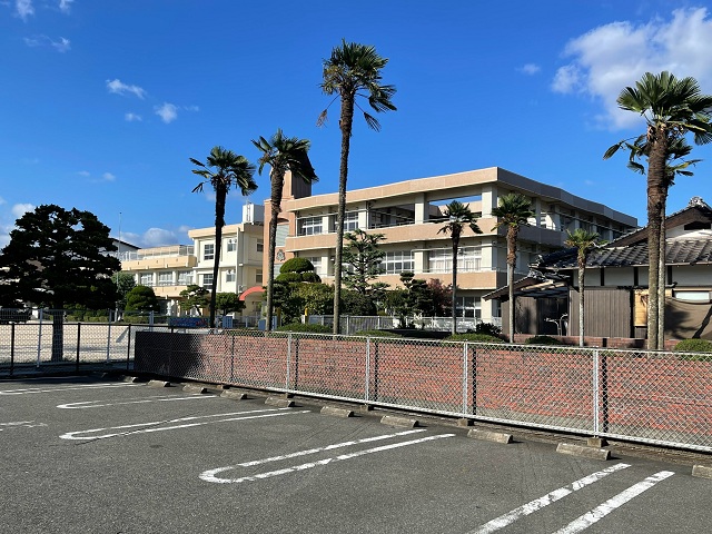 山口市立大歳小学校
