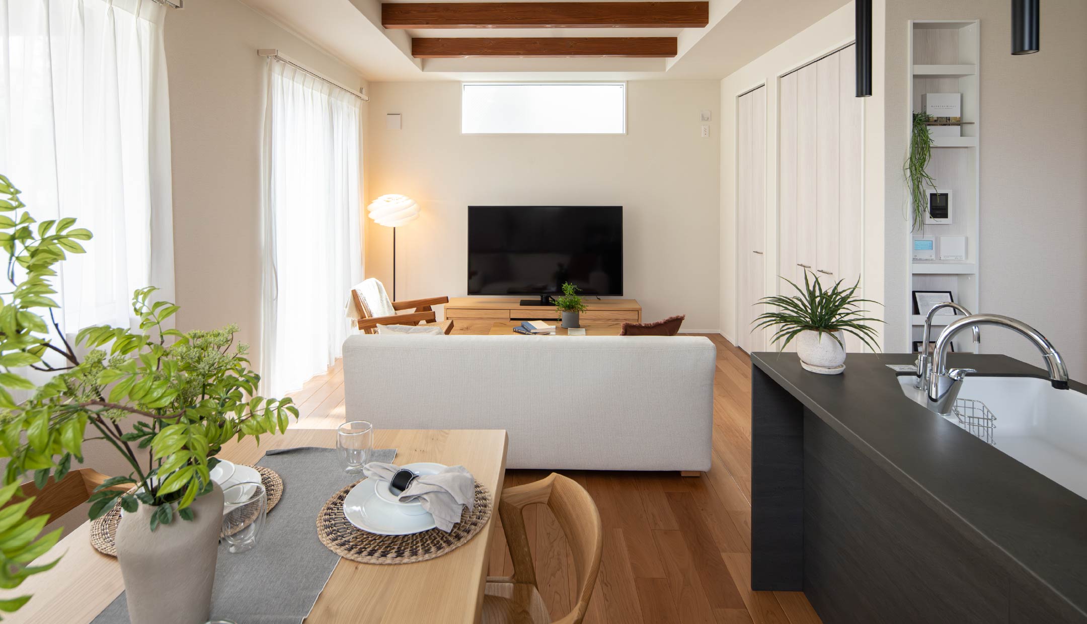 リビング・ダイニング写真