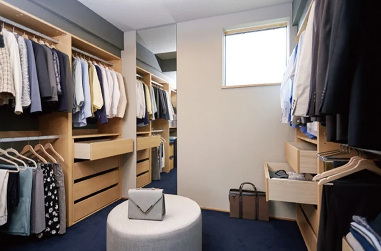 ウォークインクローゼットのイメージ写真