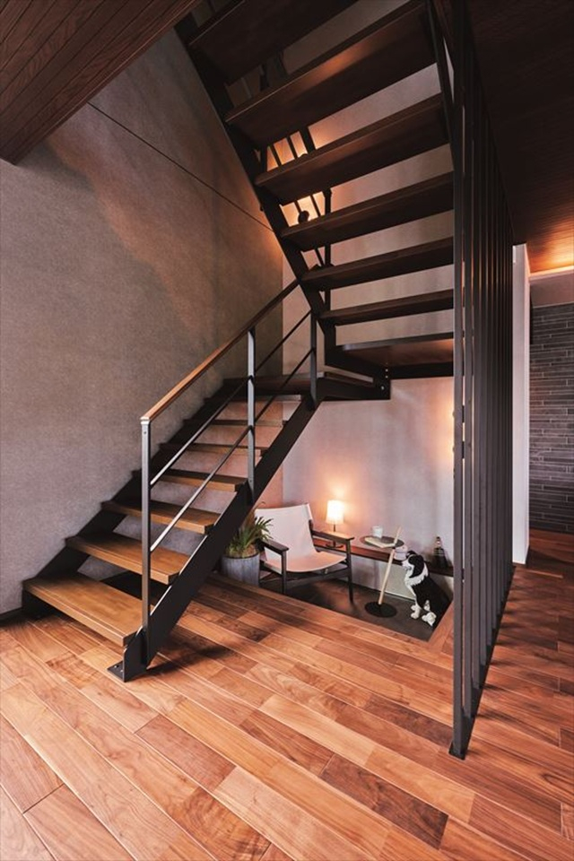 階段下にあるヌック