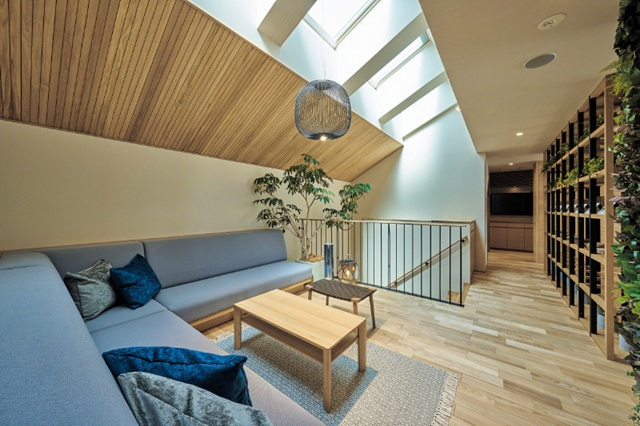 勾配天井に吹き抜けを導入したイメージ