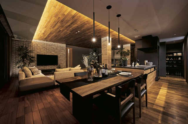 折り上げ天井のあるリビング