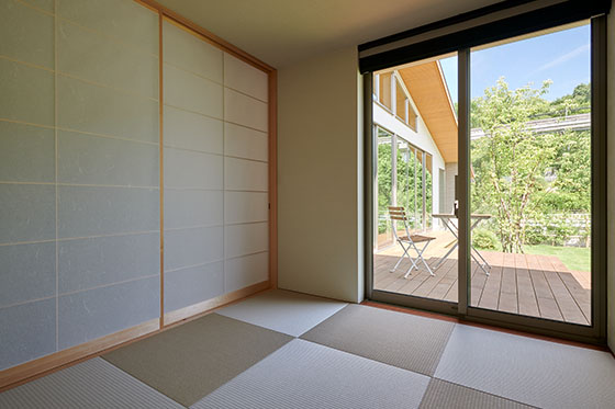 木のぬくもりにつつまれる平屋の住まい