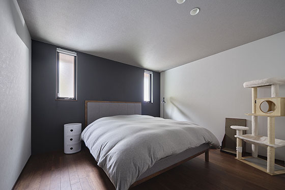 好きなものに囲まれて暮らすガレージのある家