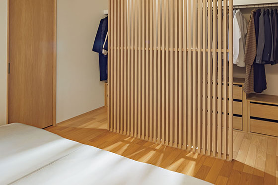 3つの中庭がある、和モダンの家