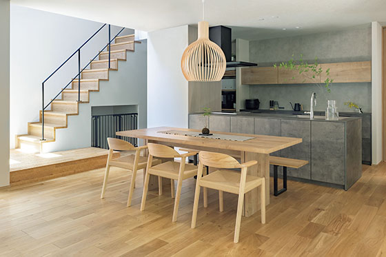 3つの中庭がある、和モダンの家