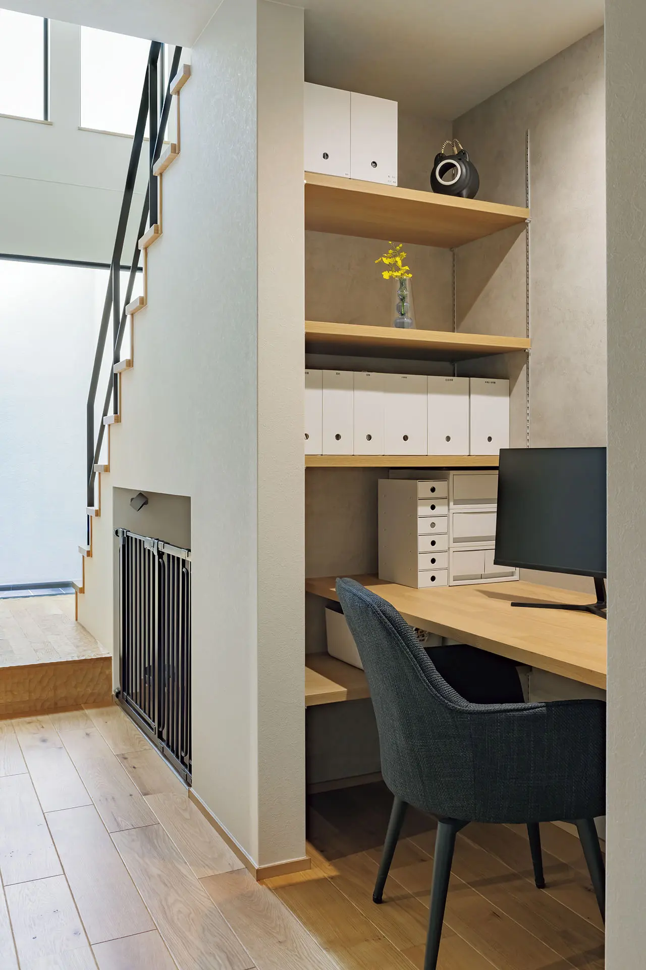 キッチン横に設けた奥さまのワークスペース。