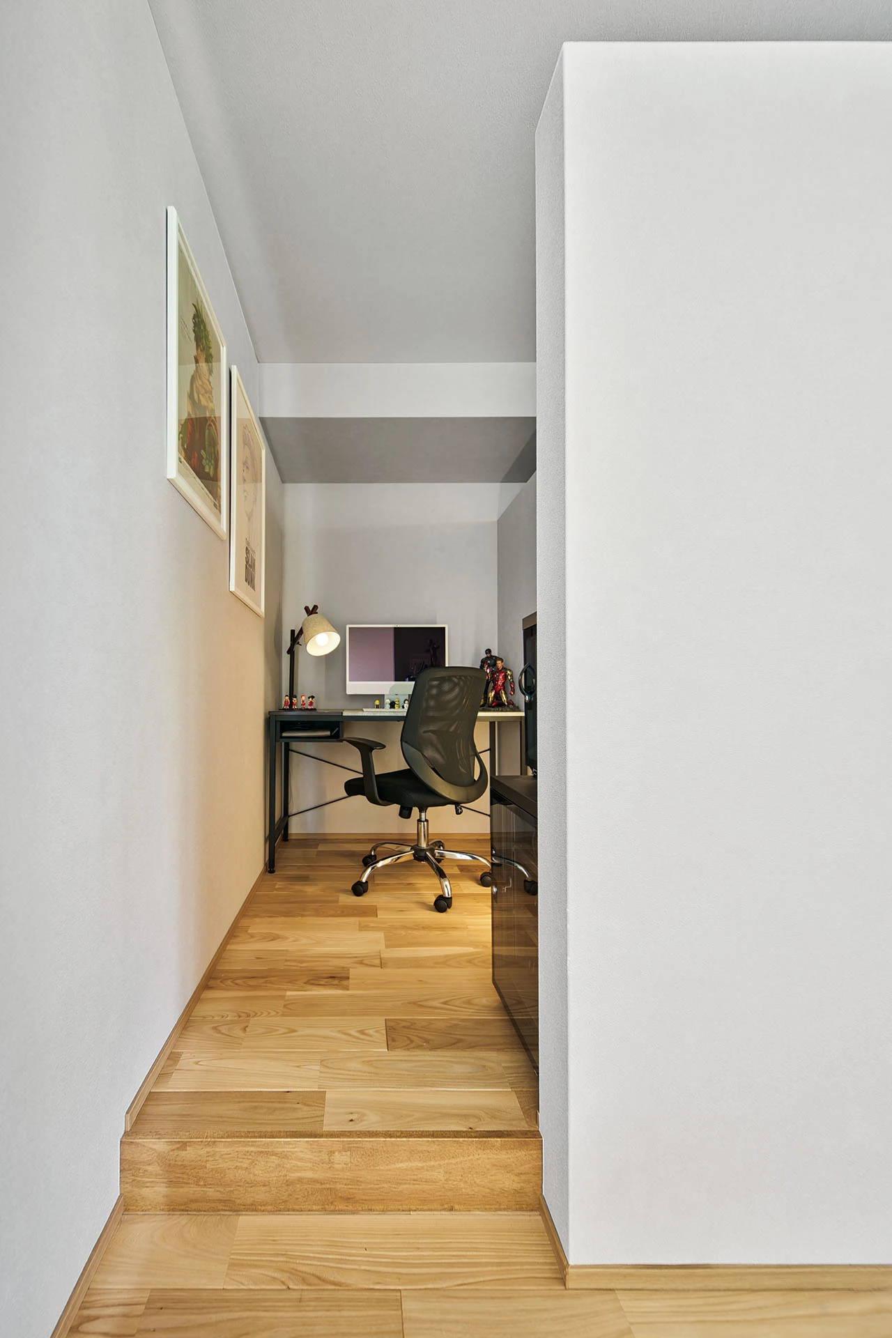 家族の気配を感じられる作業スペース