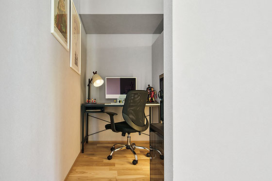 フラットな中庭が内と外をつなぐ平屋