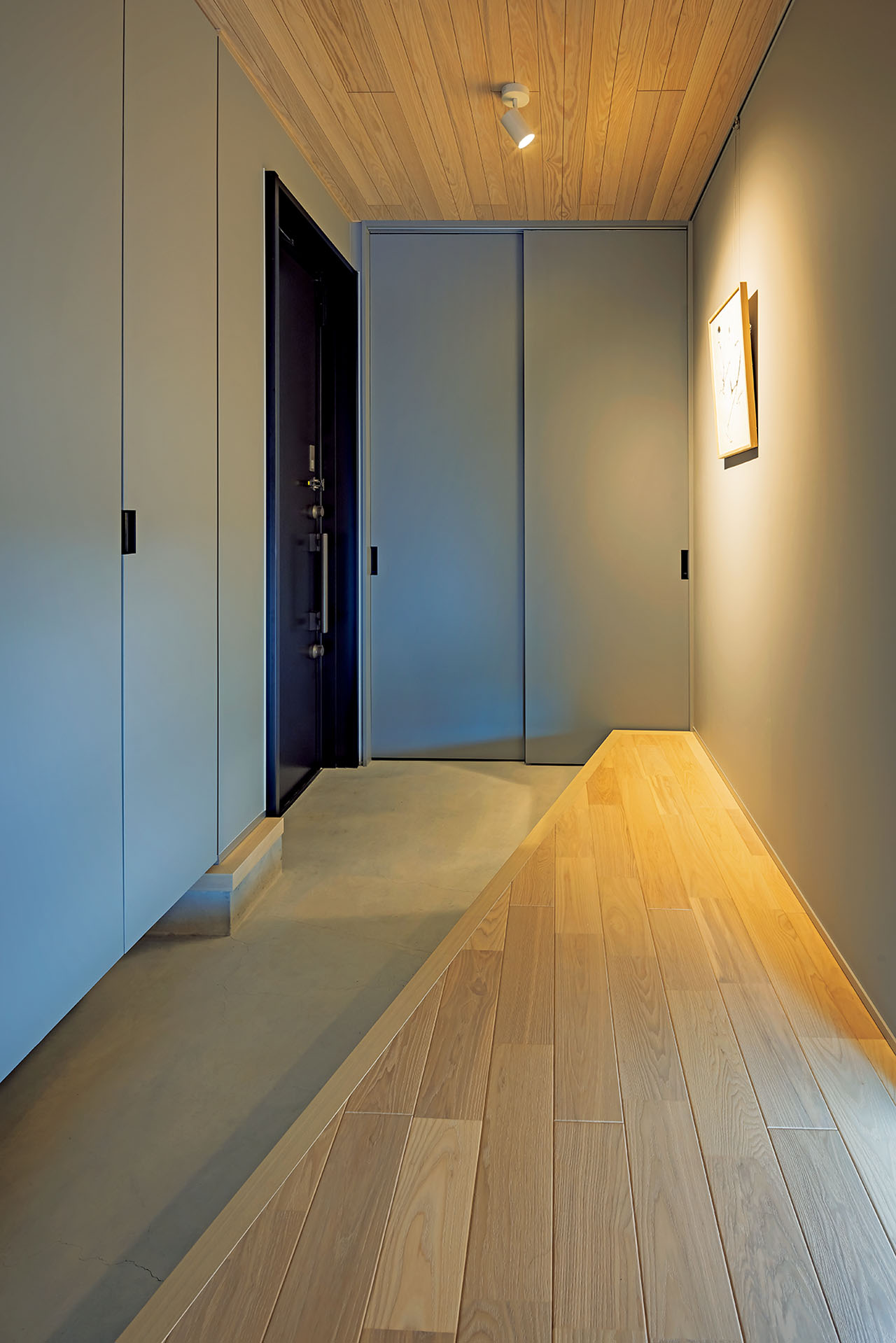 壁と一体化した収納