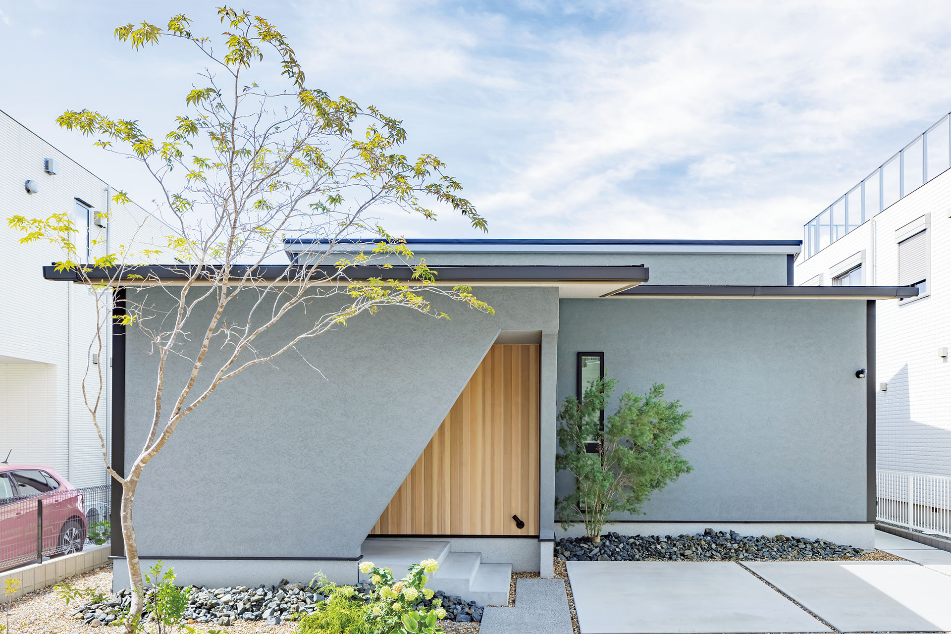 I邸 目の前に広がる景色を満喫する平屋