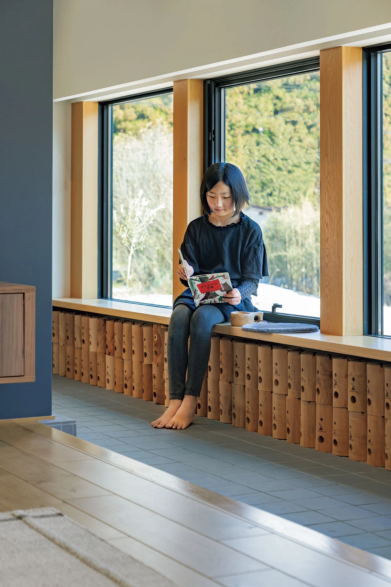 窓辺は憩いのスペースにも