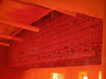 防炎性能や材料レベルの発熱性能などの試験