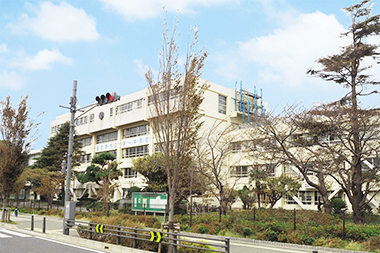 習志野市立第一中学校